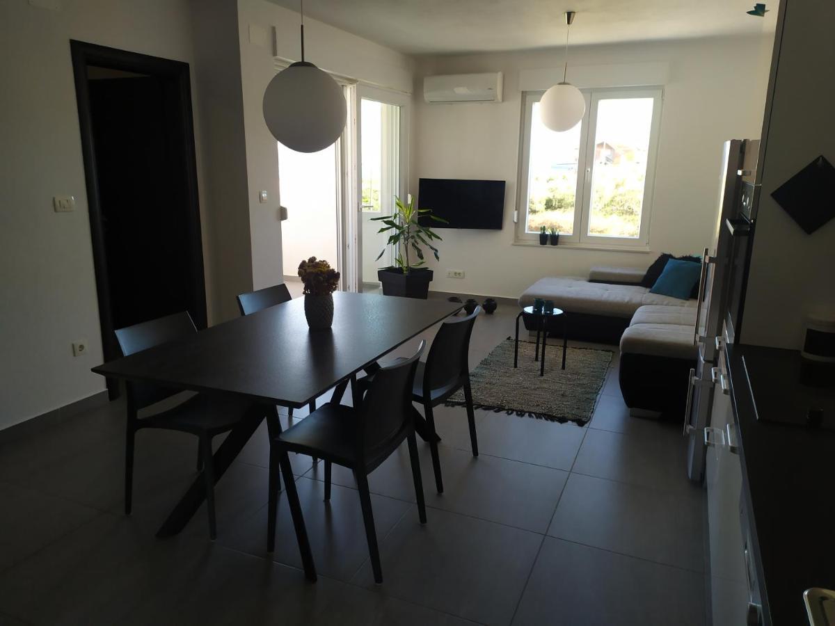 Apartament Tiamar Slatine Zewnętrze zdjęcie