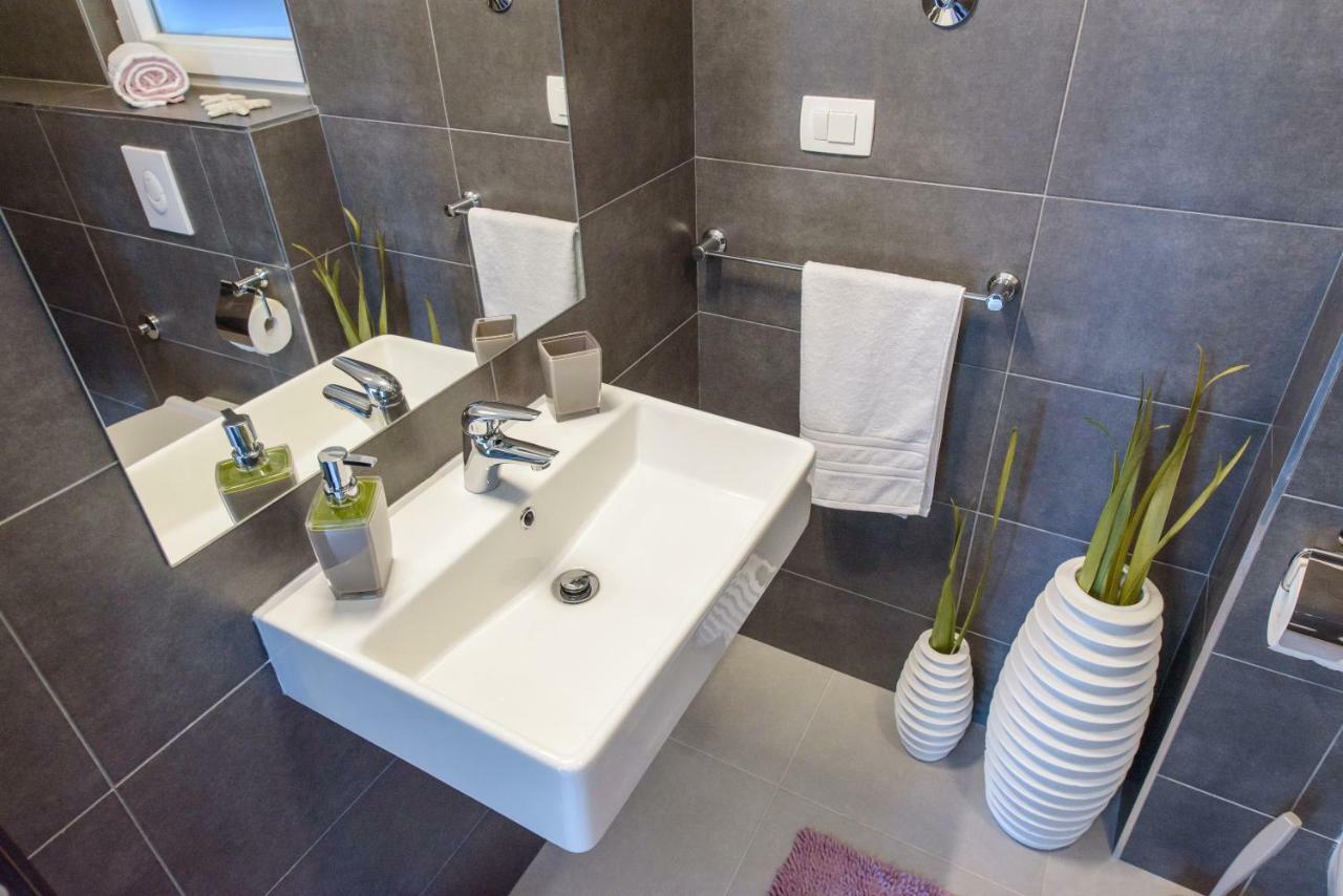 Apartament Tiamar Slatine Zewnętrze zdjęcie