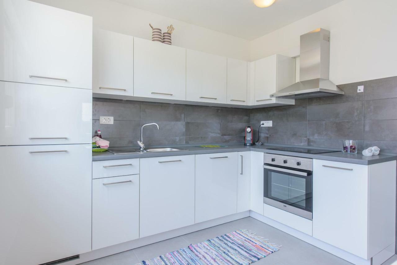 Apartament Tiamar Slatine Zewnętrze zdjęcie